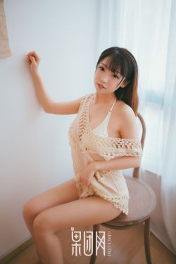 一女被两男吃奶玩乳尖口述